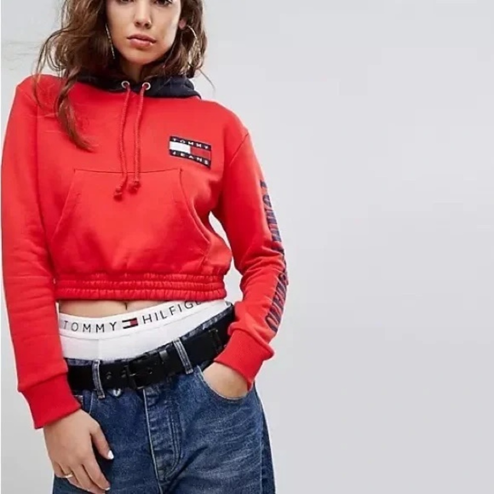 Tommy Hilfiger cropped hoodie size XS